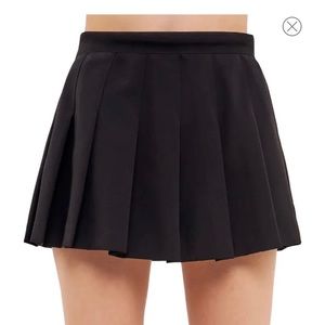 English Factory Nordstrom sz Medium mini skirt *NWT*